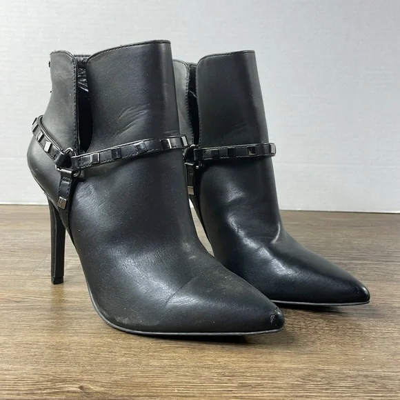 BCBGeneration Women’s Timoh Studded Pointed Toe Black Heeled Booties, size 7.5 - Picture 6 of 13